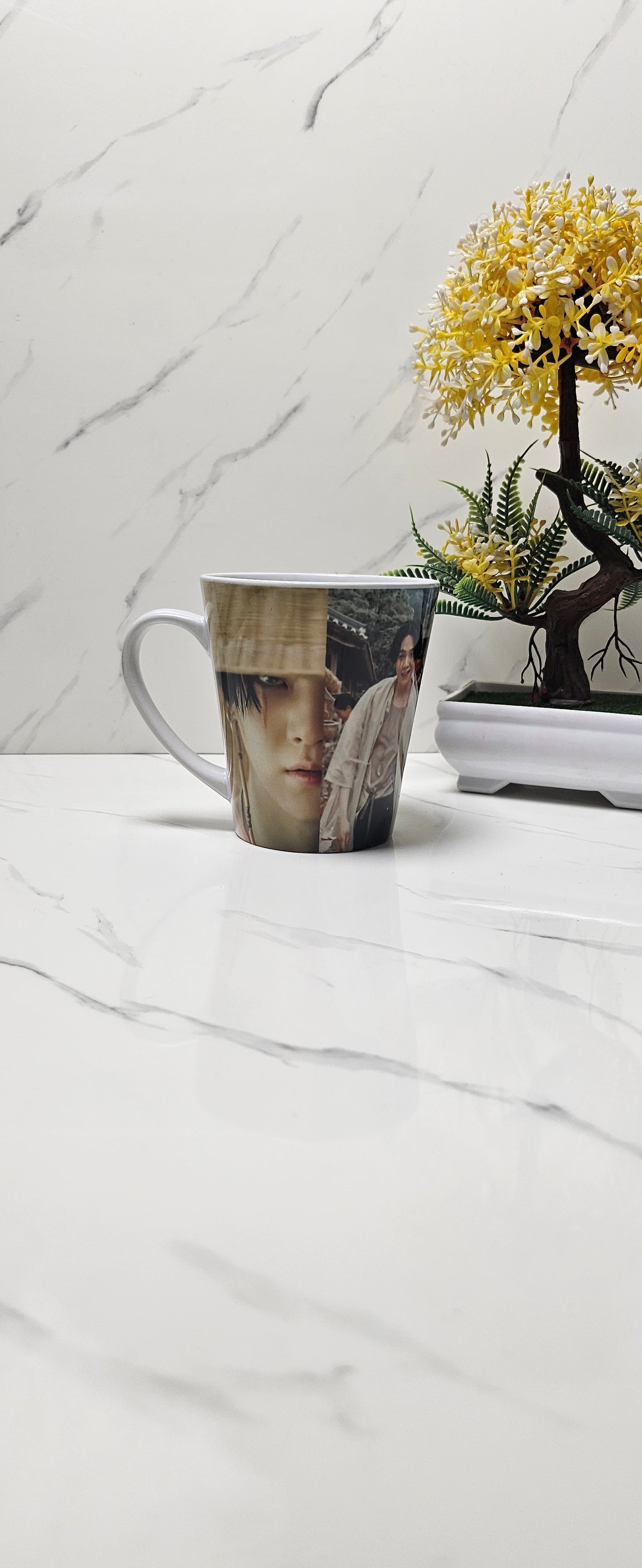 Taza Cónica Suga Bts